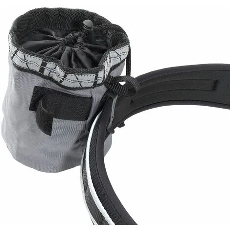 Ferplast DOG TREATS BAG Sacchetto Portacrocchette Per Cani. Due Misure.. Variante SMALL - Misure: Ø 12 X 13 Cm - Nero 5 Ferplast DOG TREATS BAG Sacchetto Portacrocchette Per Cani. Due Misure.. Variante SMALL - Misure: Ø 12 X 13 Cm - Nero - immagine 3