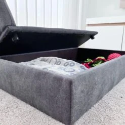 Skraut Home - Divano Letto DUQUE, 71x42x24cm, Per Cani Di Piccola E Media Taglia - Divano Letto Per Animali Domestici, Cani O Gatti, Tessuto Speciale Resistente, Comodo Schienale E Base Imbottita. -Cibi per cani in Italia 82643675 3