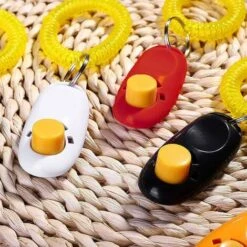 Clicker Per Fischietto Per Cani Clicker Per Addestramento Del Cane Con Cinturino Clicker Per Addestramento Professionale, Clicker Per Cani Per Animali Domestici, Cani, Gatti O Cavalli 4 Pezzi -Cibi per cani in Italia 88579007 5